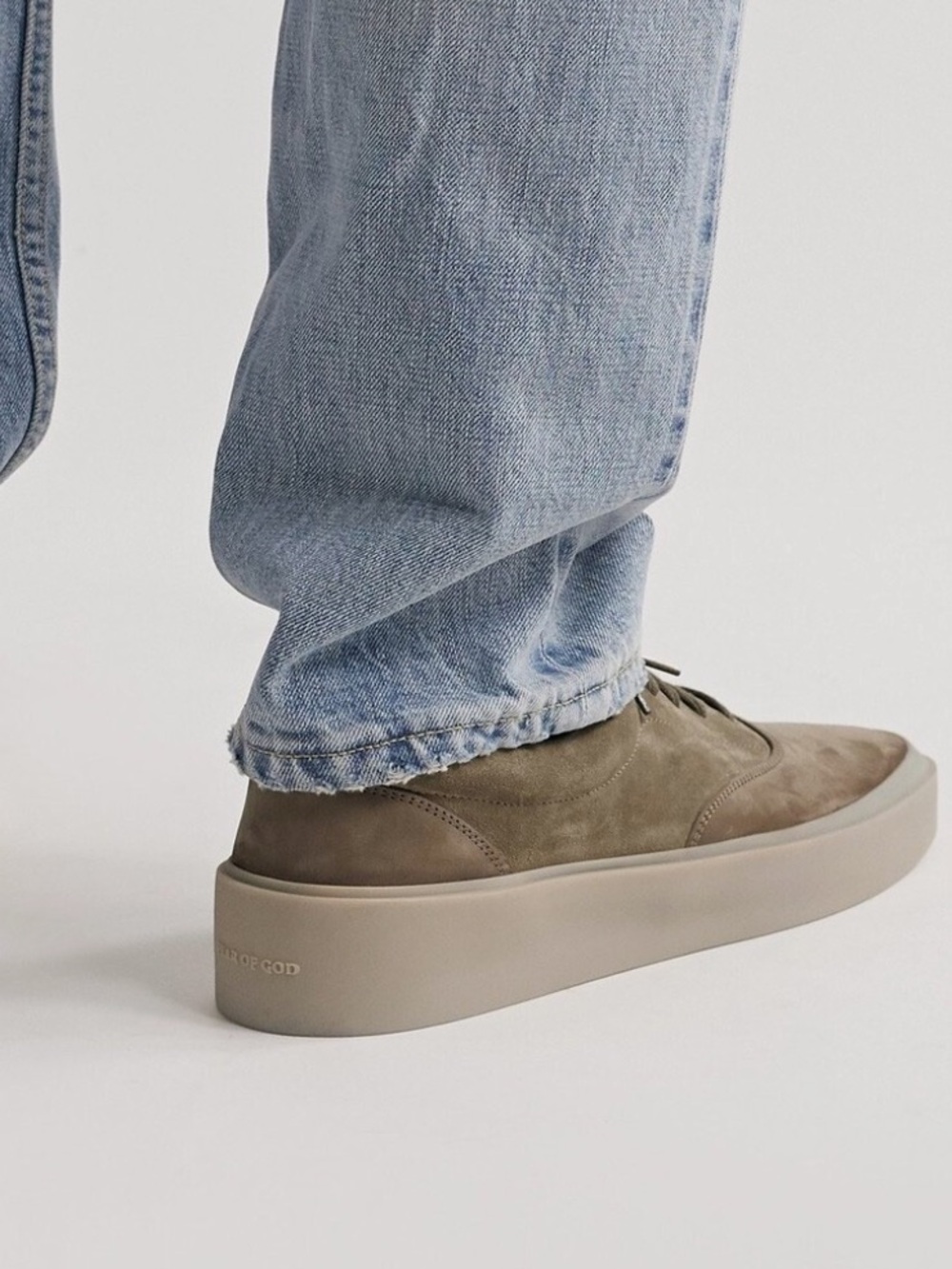 Fear of God 101 Low Top Suede Sneaker EU Size 43/US Size 10